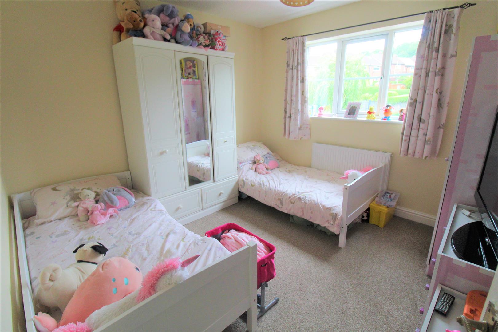 Parkview Grove, Baddeley Green, Stoke-On-Trent